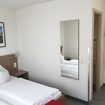 Landhotel Gasthof am Berg Dornstadt Exterior foto