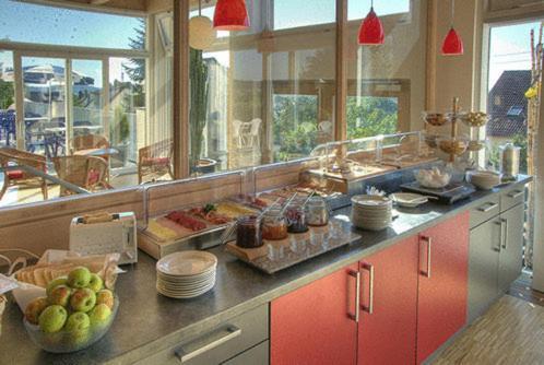 Landhotel Gasthof am Berg Dornstadt Exterior foto