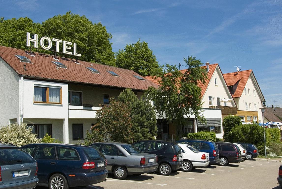 Landhotel Gasthof am Berg Dornstadt Exterior foto