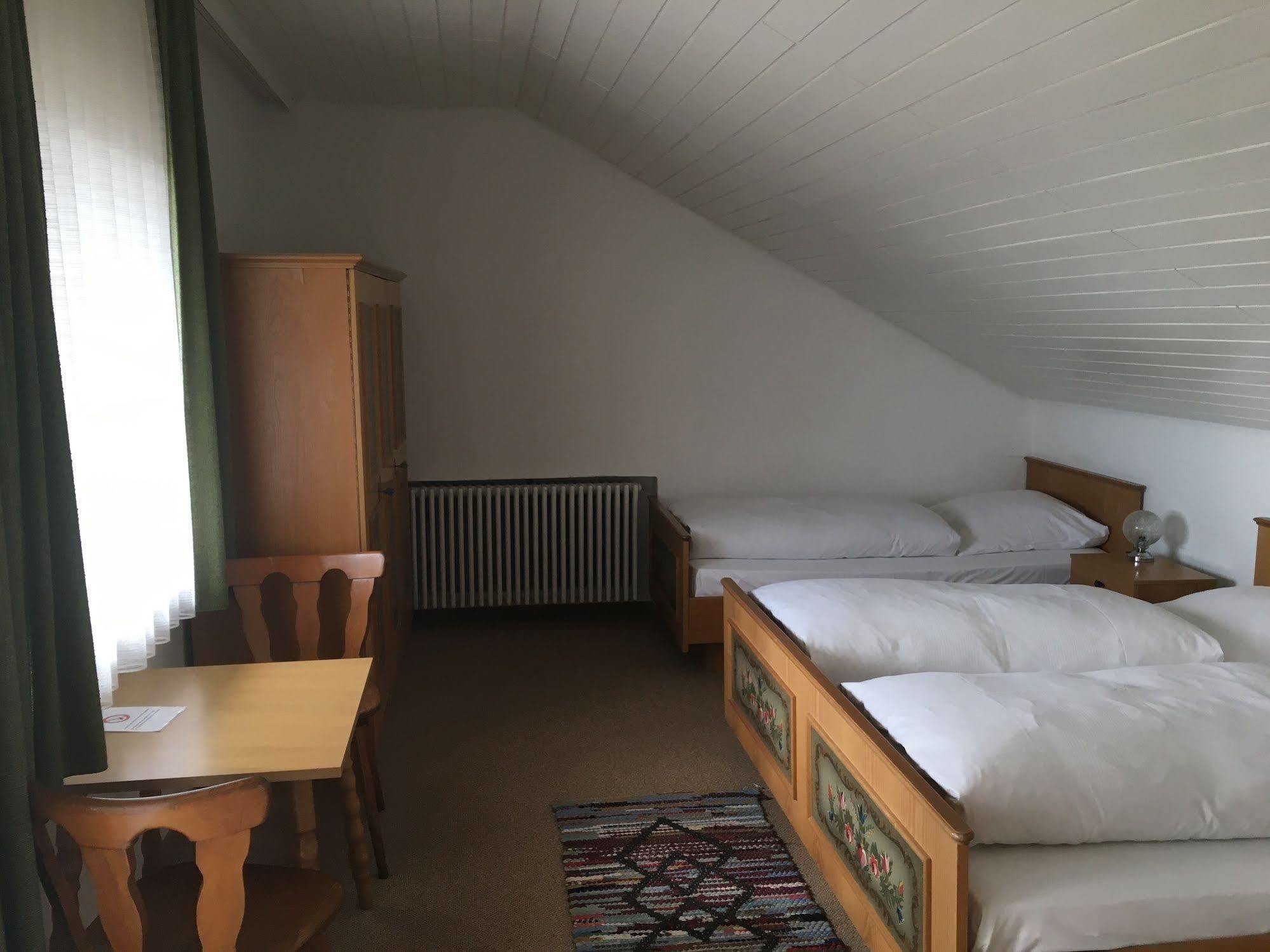 Landhotel Gasthof am Berg Dornstadt Exterior foto