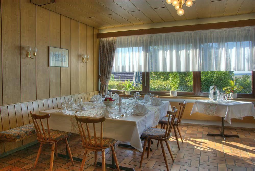 Landhotel Gasthof am Berg Dornstadt Exterior foto