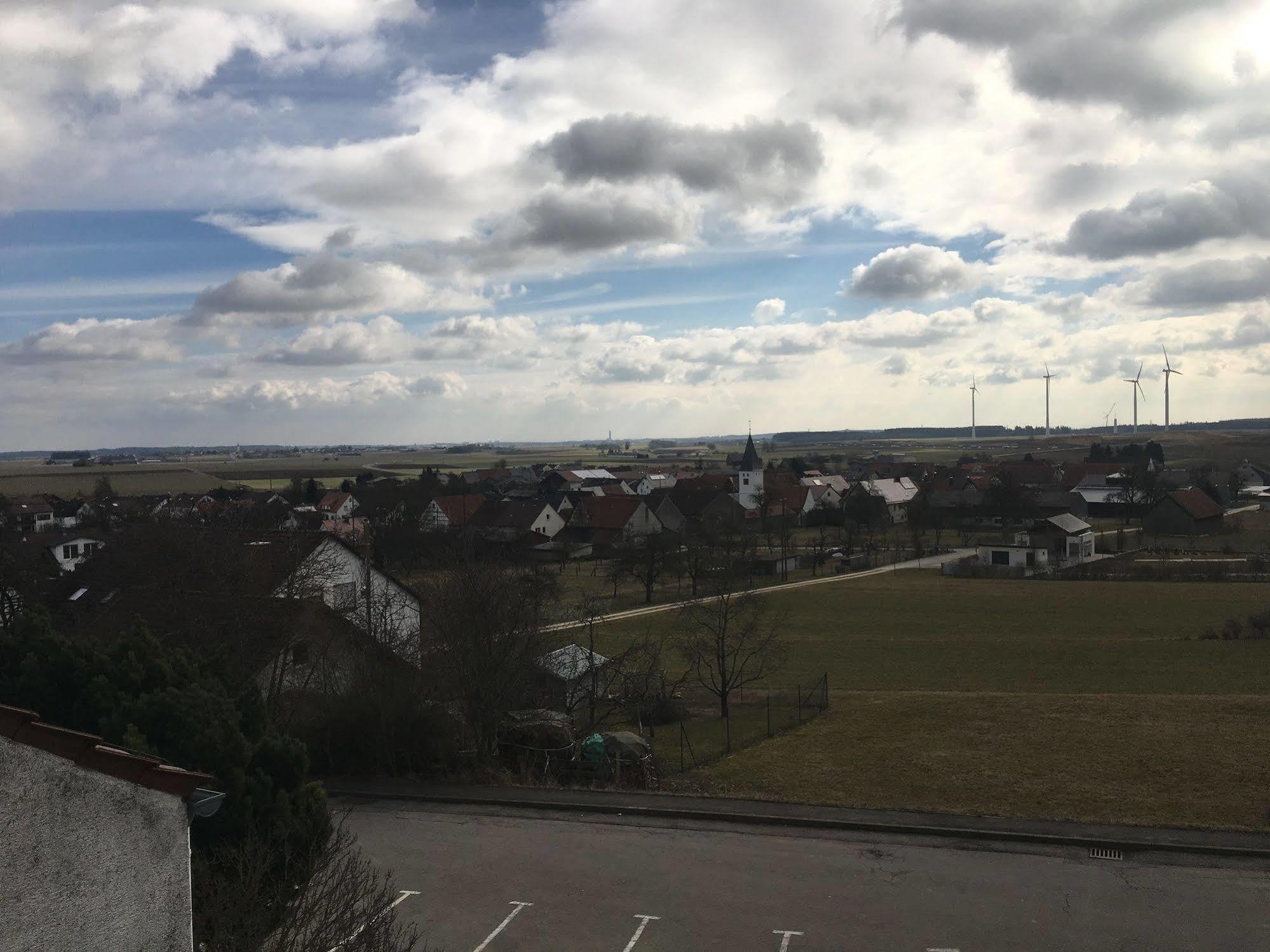 Landhotel Gasthof am Berg Dornstadt Exterior foto