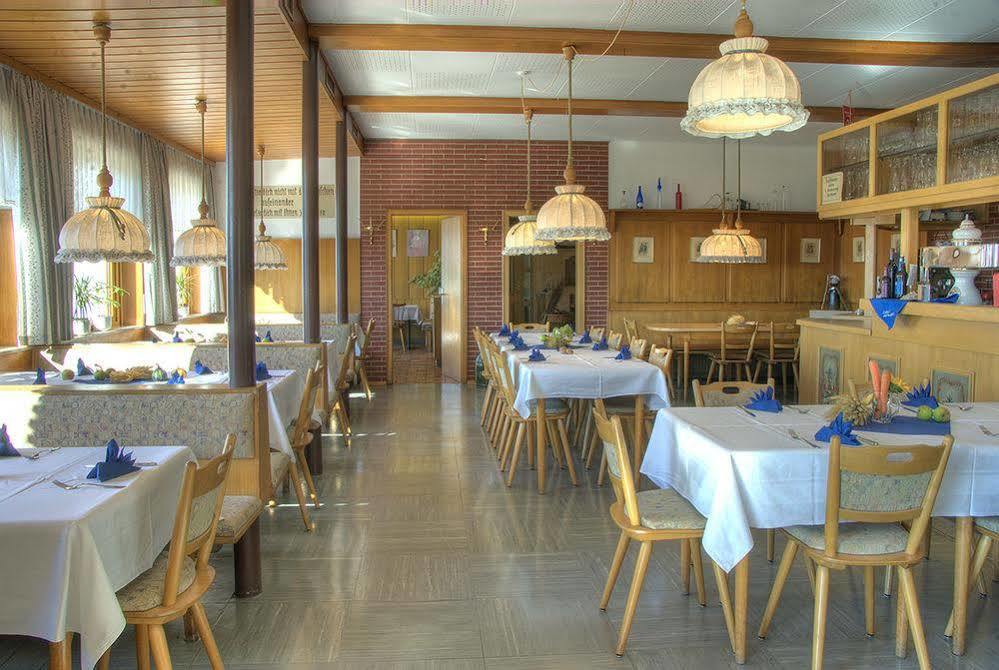 Landhotel Gasthof am Berg Dornstadt Exterior foto